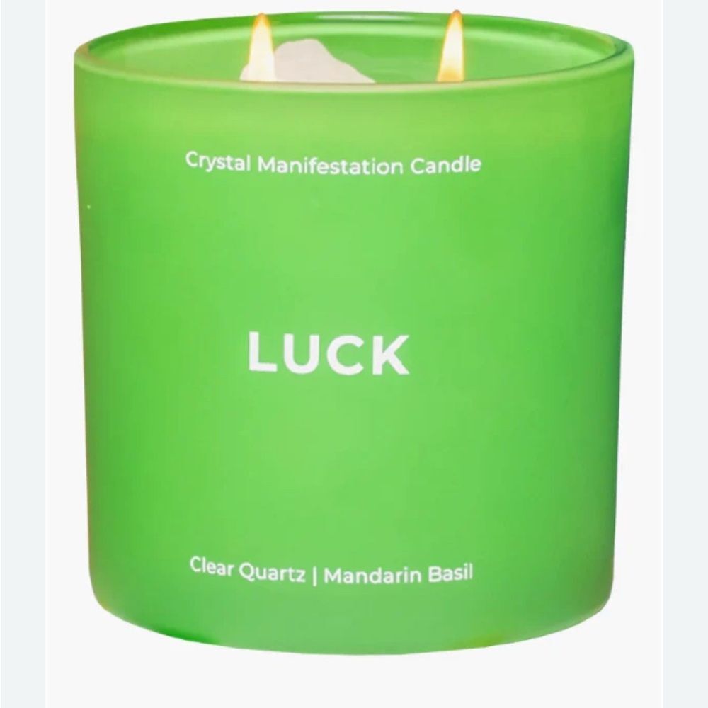 ILL & ALLY 46.00
Jill and Ally - Luck Clear Quartz Crystal Intention Candle